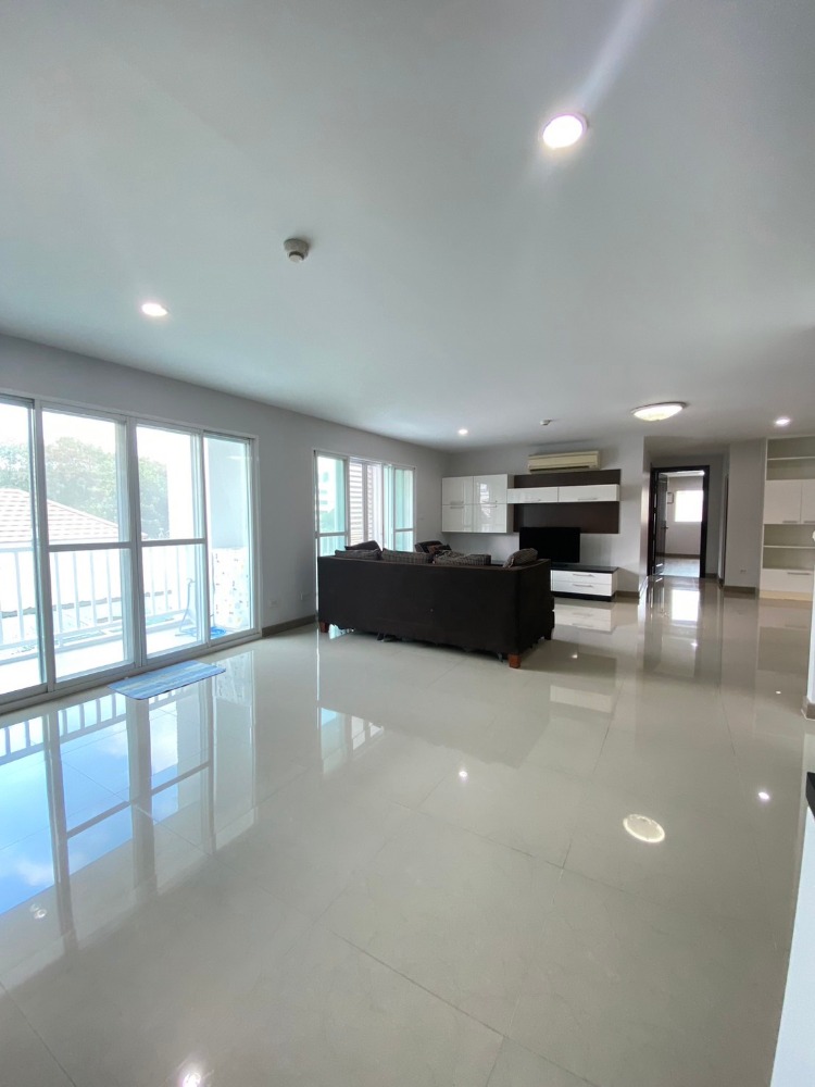 ขายคอนโด 4 ห้องนอน 181.97 ตร.ม. Le Celeste Condominium พระราม9-ศรีนครินทร์