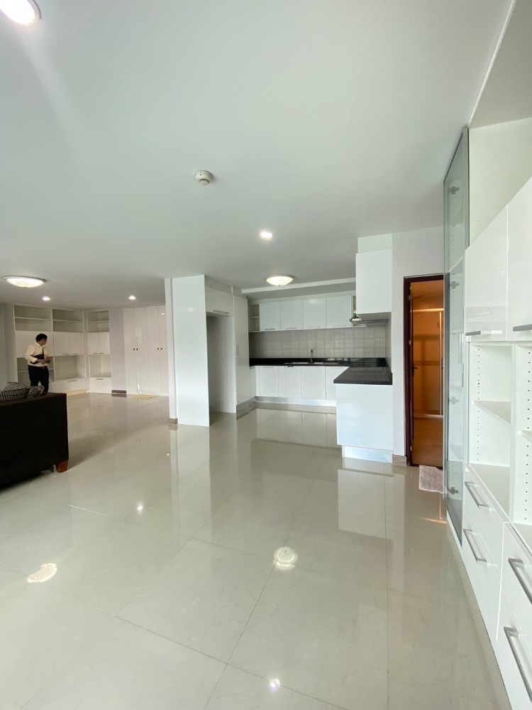 ขายคอนโด 4 ห้องนอน 181.97 ตร.ม. Le Celeste Condominium พระราม9-ศรีนครินทร์