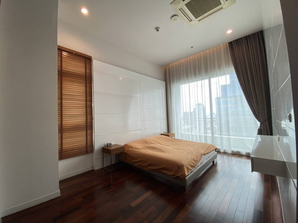 ขาย 3 ห้องนอน 180 ตร.ม. Circle Condominium Petchburi36