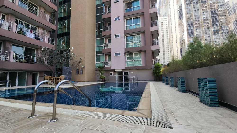 ขาย 2 ห้องนอน 85 ตร.ม. ห้องหัวมุม เซเรเน่ เพลส สุขุมวิท 24 Serene Place Sukhumvit 24