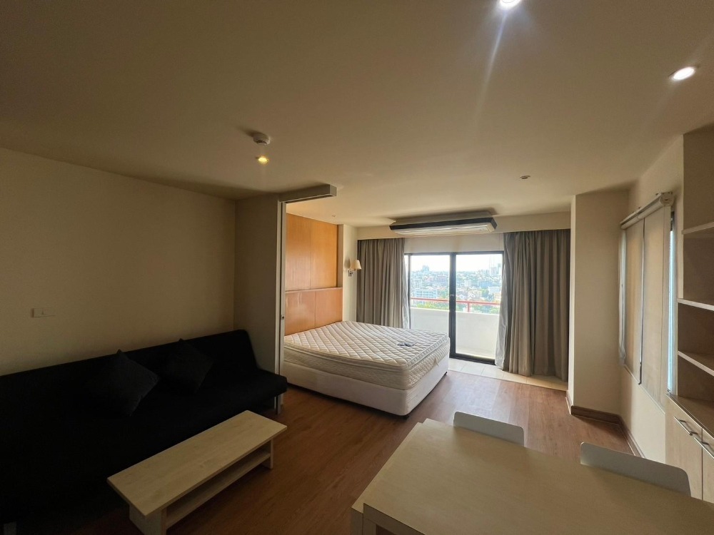 ให้เช่า 1 ห้องนอน 50 ตร.ม เซ็นจูเรียล ปาร์ค Centurion Park Condominium